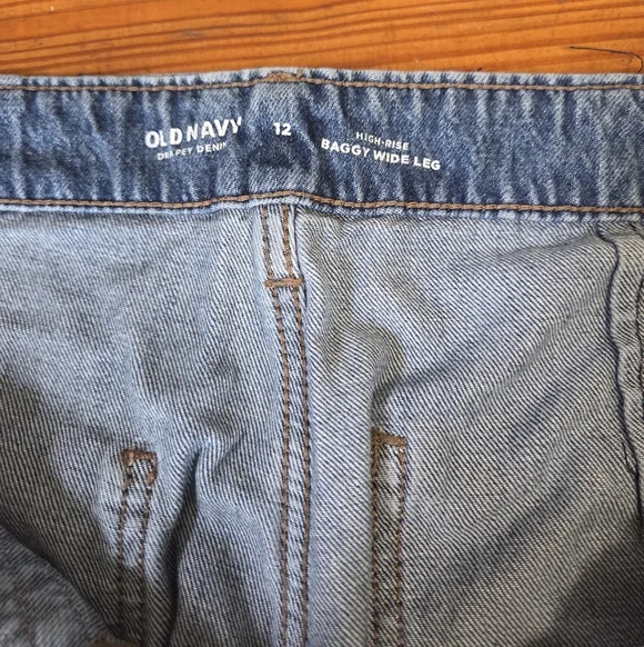Old Navy Drapey Denim High-Risr Baggy Wide Leg - Picture 5 of 6